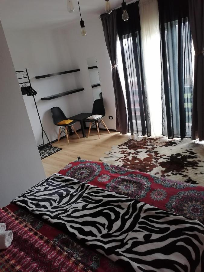فندق Văleniفي  Casa Relax الغرفة الصورة